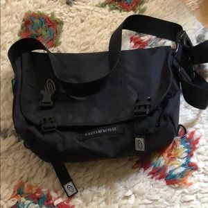 Timbuk2 classic messenger bag